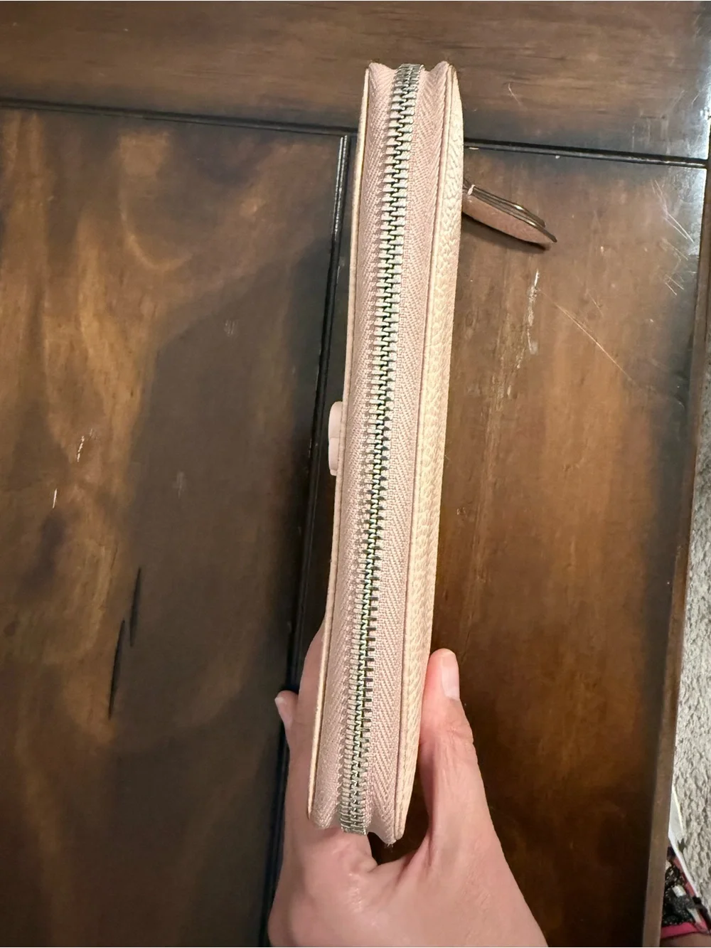 Gucci Blush Pink Pebbled Leather Zip-Around Wallet with GG Logo - Picture 3 of 11